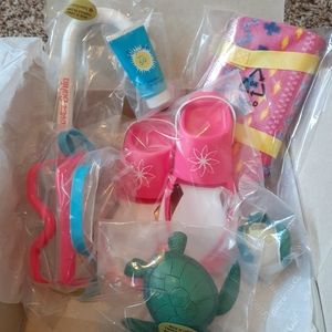 American Girl Lea's Beach Accessories